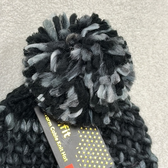 NWT Tru/fit Warm Cable Knit Hat, Cloud Soft, Pom Pom, Gray & Black - Picture 5 of 7